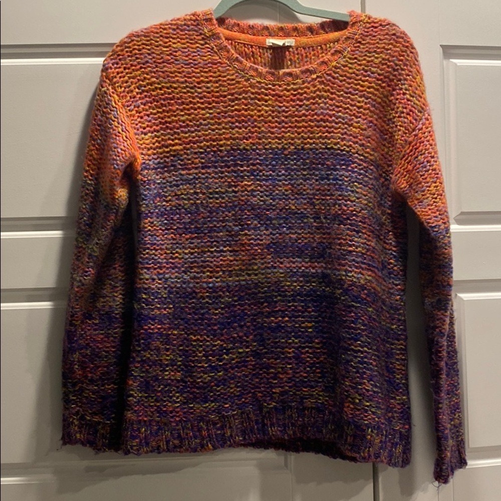 Forever 21 Women’s Sweater Size Medium
